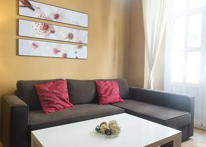 Living4malaga Superior Hotel